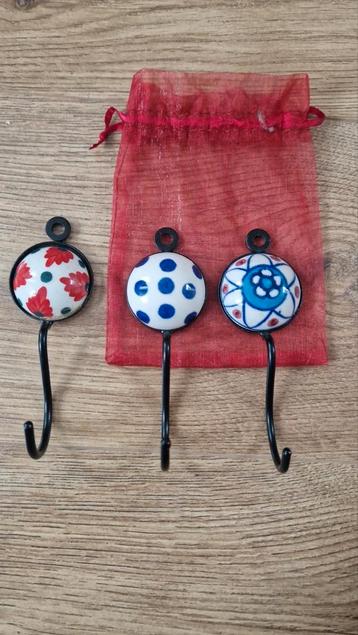 Kledinghangers - set van 3 - keramiek, metaal beschikbaar voor biedingen
