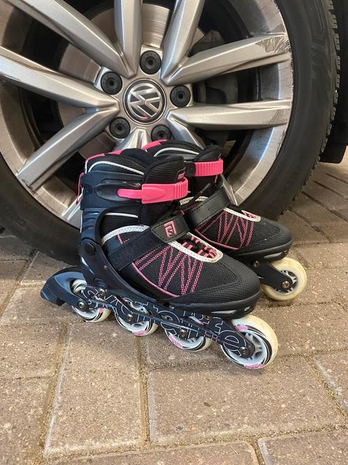 Skeelers maat 35, Sport en Fitness, Skeelers, Zo goed als nieuw, Inline skates 4 wielen, Overige merken, Verstelbaar, Ophalen of Verzenden