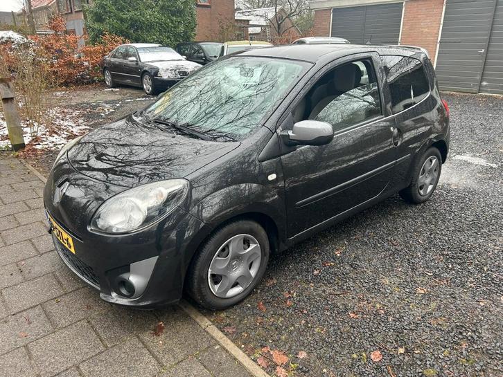 Renault Twingo 1.2 16V 2012 Zwart, Auto's, Renault, Particulier, Twingo, ABS, Boordcomputer, Cruise Control, Trekhaak, Benzine