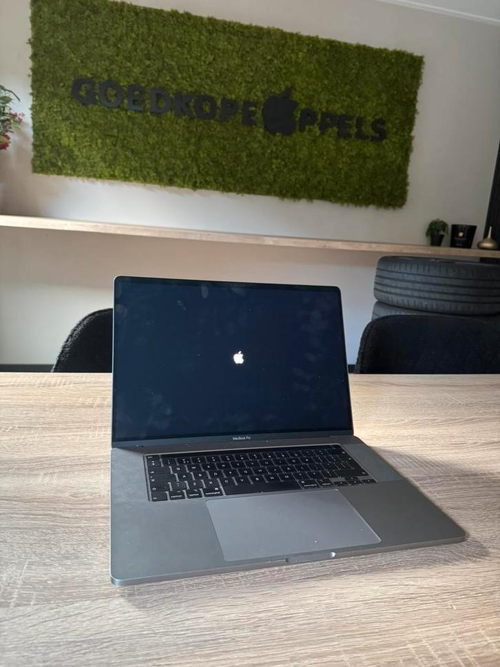MacBook Pro 16 inch | defect, Computers en Software, Apple Macbooks, Gebruikt, MacBook Pro, 16 inch, 4 Ghz of meer, Ophalen
