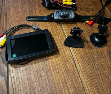 Achteruitrijcamera Compleet beschikbaar voor biedingen