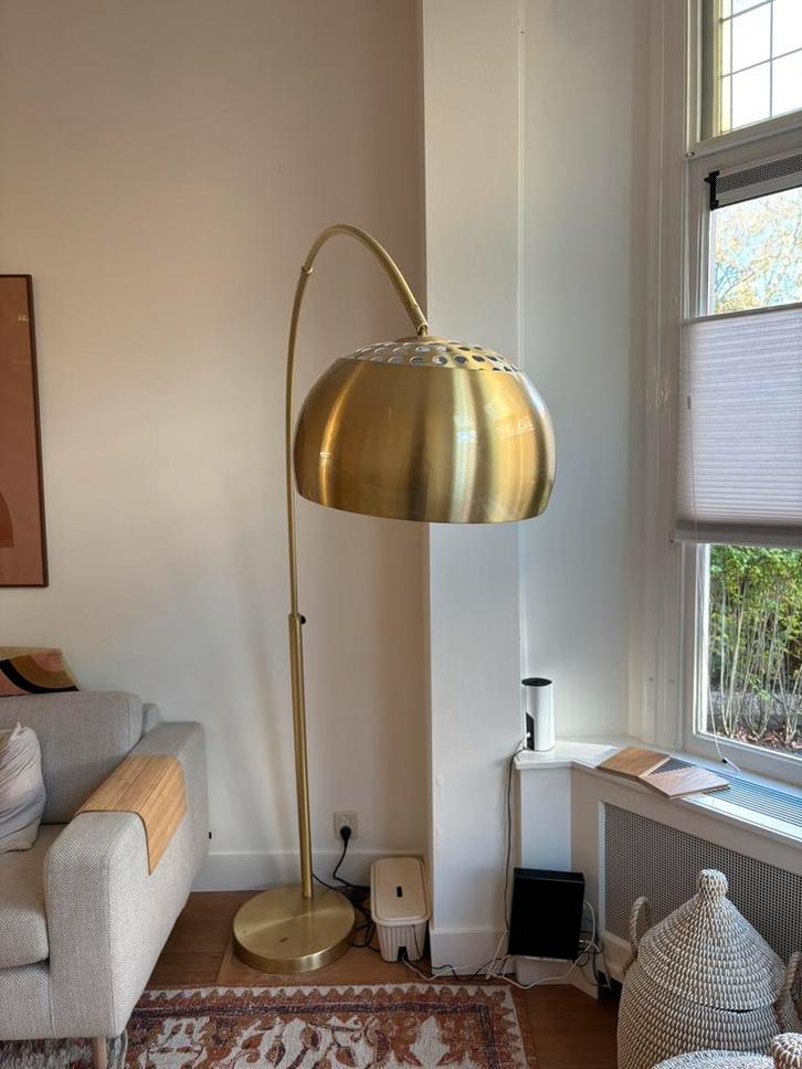 Zuiver metal bow - goud, Huis en Inrichting, Lampen | Vloerlampen, Gebruikt, 150 tot 200 cm, Ophalen
