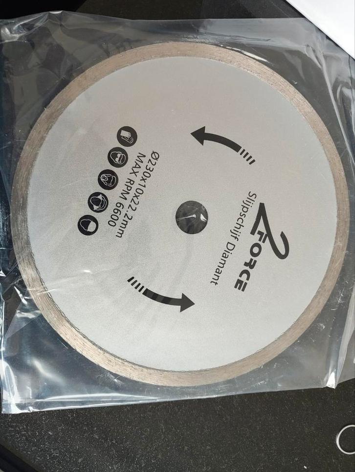 Nieuwe Diamant Slijpschijf - 230mm, Doe-het-zelf en Verbouw, Gereedschap | Slijpmachines, Nieuw, Haakse handslijpmachine, Ophalen of Verzenden