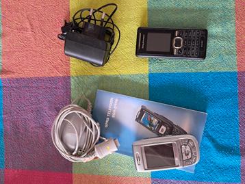 Retro telefoons samsung/Sony Ericsson  beschikbaar voor biedingen