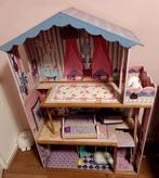 Barbiehuis met accessoires, Kinderen en Baby's, Speelgoed | Poppenhuizen, Ophalen, Gebruikt, Poppenhuis