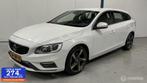 Volvo V60 2.0 T4 R-design NL-AUTOMAAT / AUTOMAAT, Gebruikt, Euro 6, 1969 cc, Wit