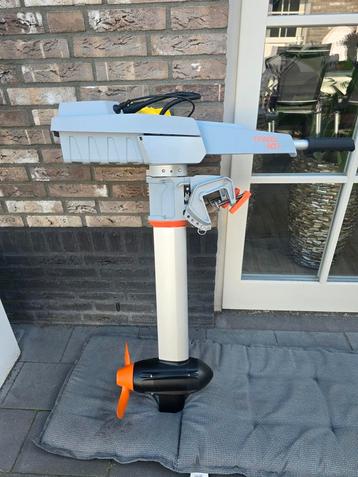 Torqeedo travel 603s electro motor inclusief tassen set. beschikbaar voor biedingen
