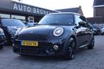 MINI Mini 1.5 Cooper John Cooper Works Automaat (bj 2021), Auto's, Mini, Gebruikt, 4 stoelen, Zwart, Origineel Nederlands