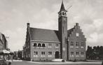 AXEL Stadhuis Markt, Verzamelen, Ansichtkaarten | Nederland, Verzenden, 1960 tot 1980, Gelopen, Zeeland