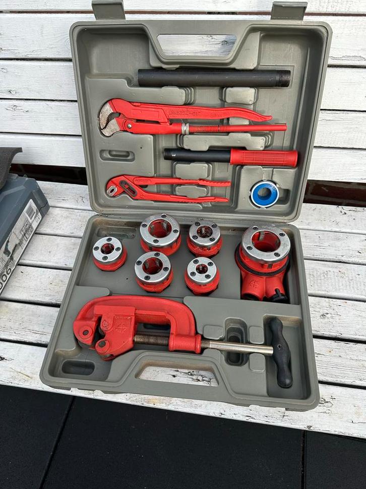 Complete pijpensnijder set, Doe-het-zelf en Verbouw, Gereedschap | Handgereedschap, Gebruikt, Ophalen