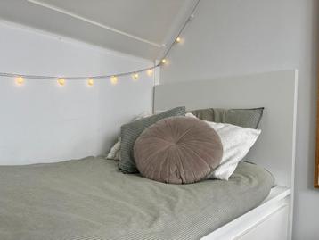 Eenpersoons Ikea Malm bed met lades - afbeelding 4