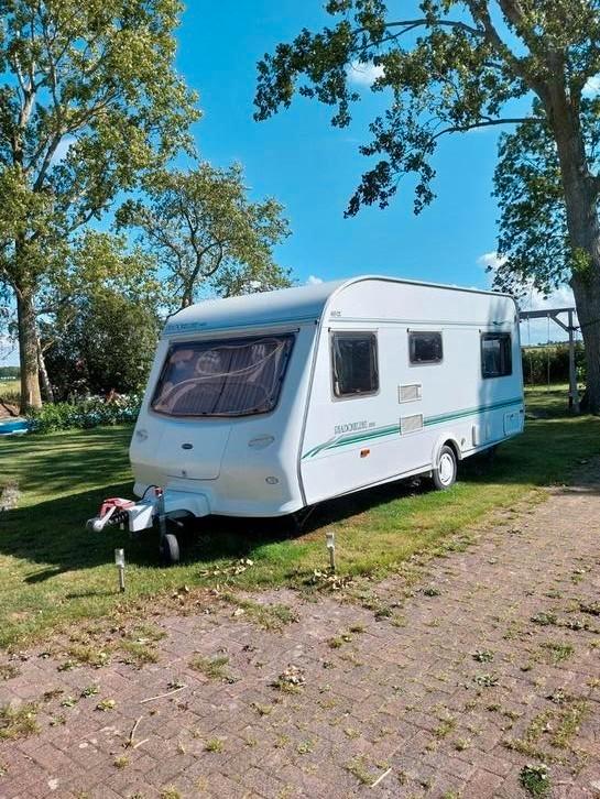 Mooie caravan Elddis Shadowline 495, Caravans en Kamperen, Caravans, Particulier, tot en met 4, 750 - 1000 kg, Rondzit, Elddis