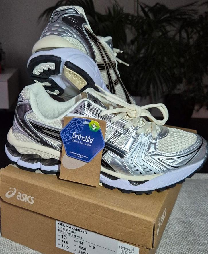 Asics Gel Kayano 14 - Nieuw in doos - Maat 43.5, Kleding | Heren, Schoenen, Nieuw, Sneakers of Gympen, Wit, Ophalen of Verzenden