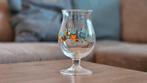 Duvel glas 2014 Yan Sorgi Kunst, Verzamelen, Verzenden, Zo goed als nieuw, Glas of Glazen, Duvel