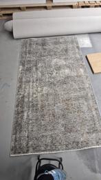 Vintage vloerkleed 253x147, Huis en Inrichting, Stoffering | Tapijten en Kleden, Vloerkleed, 150 tot 200 cm, Ophalen of Verzenden