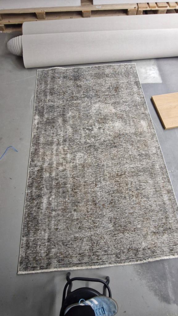 Vintage vloerkleed 253x147, Huis en Inrichting, Stoffering | Tapijten en Kleden, Nieuw, 150 tot 200 cm, 200 cm of meer, Rechthoekig