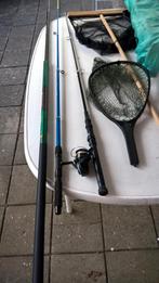 TE koop aangeboden 3x vishengels met twee stoelen. en net., Watersport en Boten, Hengelsport | Algemeen, Ophalen of Verzenden