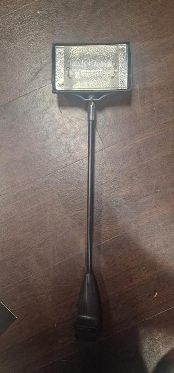 Compacte Lamp met Cold Shoe Mount beschikbaar voor biedingen
