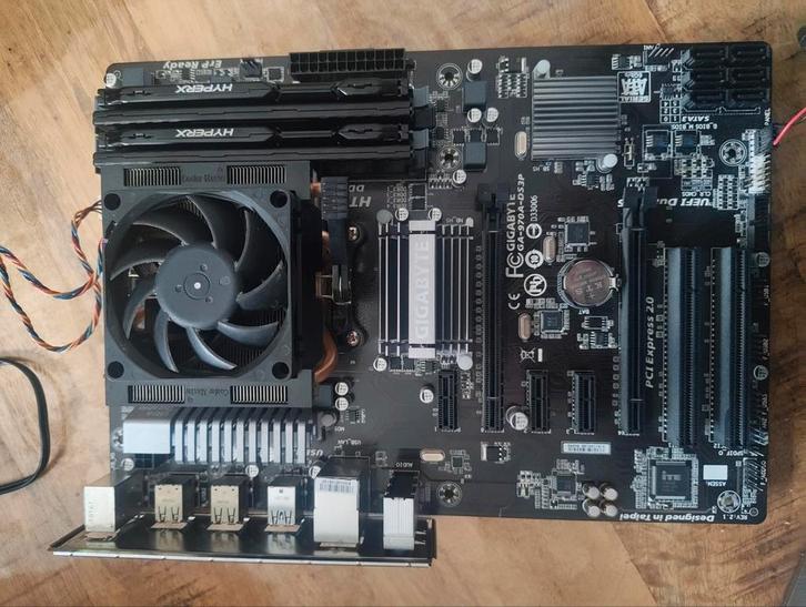 Moederbord met amd fx-6300 en 16 gb ddr3, Computers en Software, Moederborden, Gebruikt, AMD, DDR3, Ophalen of Verzenden