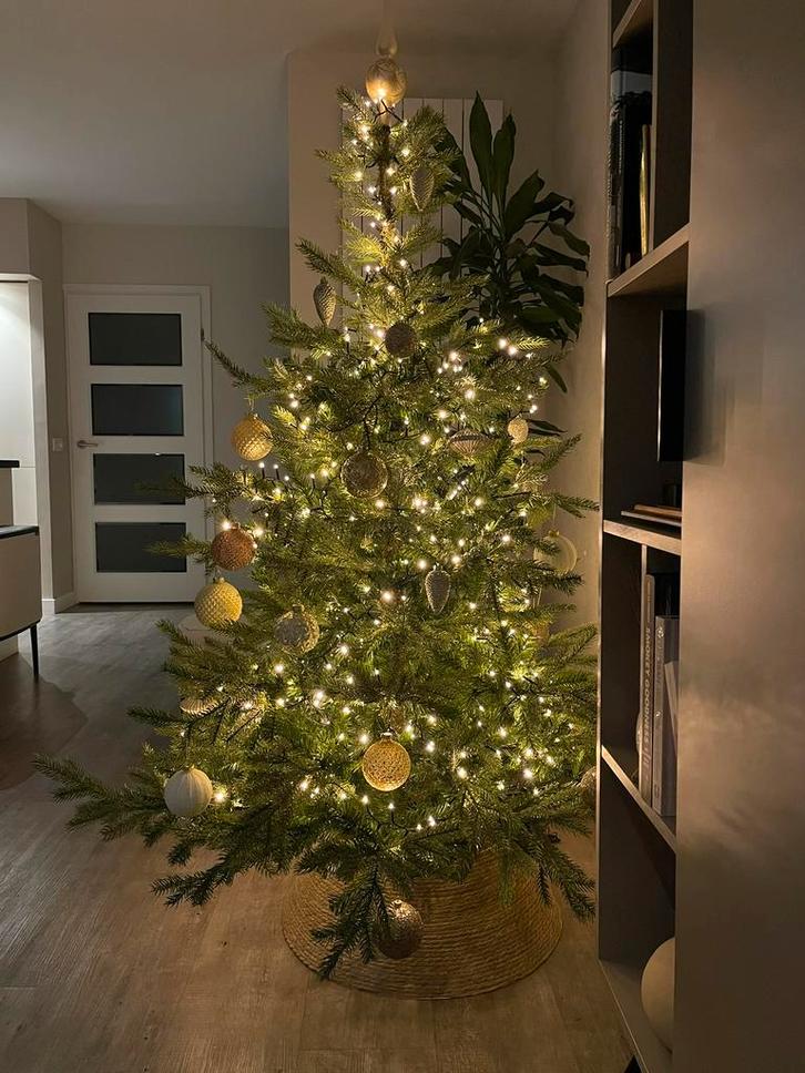 Kerstboom 180 cm, Diversen, Kerst, Zo goed als nieuw, Ophalen