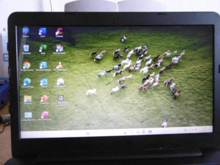 Asus laptop met Windows 11 en Microsoft Office 2019, Computers en Software, Windows Laptops, Gebruikt, 14 inch, SSD, Minder dan 2 Ghz