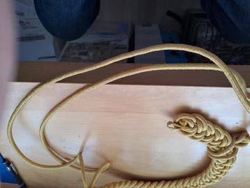 uniform tres beschikbaar voor biedingen