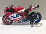 Minichamps: Ducati 999 F04 - James Toseland - WSBK 2004, Ophalen of Verzenden, Nieuw, 1:9 t/m 1:12, Motor
