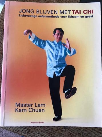 Tai-Chi boek beschikbaar voor biedingen