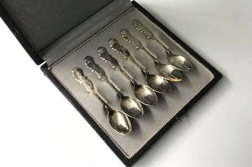 Pako mokkalepeltjes 6x in originele cassette beschikbaar voor biedingen