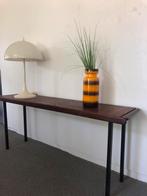 Vintage teakhouten sidetable, Antiek en Kunst, Antiek | Meubels | Tafels, Ophalen