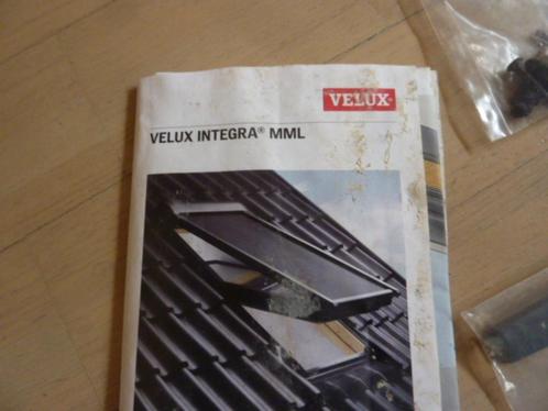 5 x nieuwe Velux elektrische buitenzonweringen / MML, Huis en Inrichting, Stoffering | Gordijnen en Lamellen, Nieuw, Ophalen of Verzenden