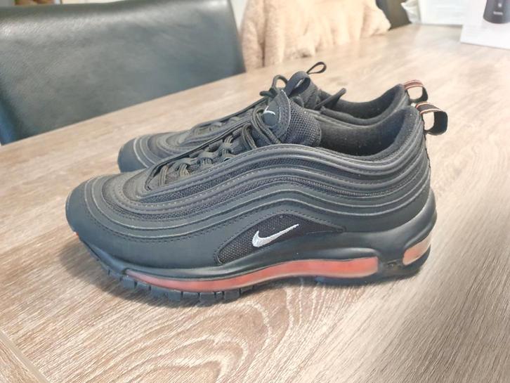 Zwarte Nike Air Max sneakers, EUR36.5, Kleding | Heren, Schoenen, Zo goed als nieuw, Sneakers of Gympen, Zwart, Ophalen of Verzenden