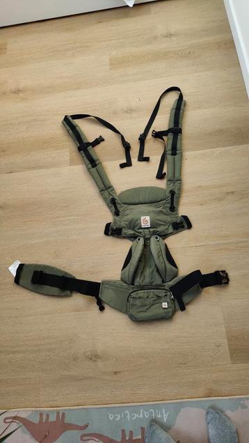 Ergobaby Omni 360 Kaki Green beschikbaar voor biedingen