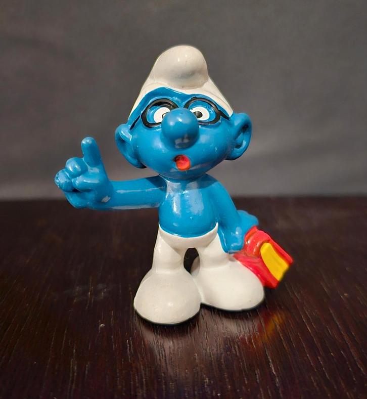 Brilsmurf met boek - Vintage jaren 70, Verzamelen, Smurfen, Zo goed als nieuw, Poppetje, Figuurtje of Knuffel, Brilsmurf, Ophalen of Verzenden
