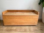 Massief houten opbergkist / klepbank, Kinderen en Baby's, Kinderkamer | Commodes en Kasten, Gebruikt, 75 tot 100 cm, Minder dan 50 cm