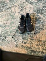 adidas hockey schoenen maat 41/1/3, Ophalen of Verzenden, Zo goed als nieuw, Schoenen
