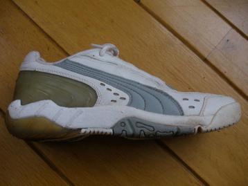 PUMA ugly dad sneakers wit grijze wing maat 39 beschikbaar voor biedingen