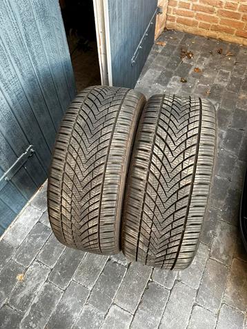 245/40 R19 all season/4 seizoenen banden beschikbaar voor biedingen