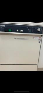 Miele thermodesinfector, Witgoed en Apparatuur, Vaatwasmachines, Ophalen, Zo goed als nieuw, Inbouw, Minder dan 85 cm