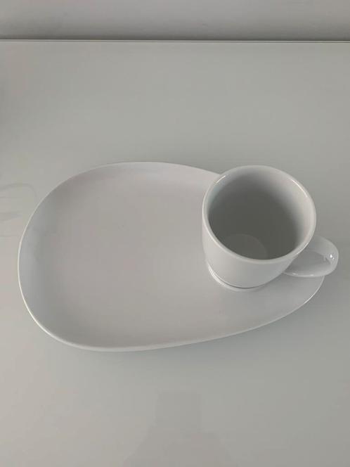 L.Dake & Zn 6 x wit nieuwe ontbijt set kop en schotel koffie, Huis en Inrichting, Keuken | Servies, Nieuw, Kop(pen) en/of Schotel(s)