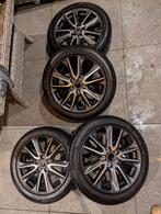 Mazda Velgen met Winterbanden 215/50 R18, Auto-onderdelen, Banden en Velgen, 18 inch, Banden en Velgen, Personenwagen, Gebruikt