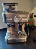Z.g.a.n. piston machine met ingebouwde molen en toebehoren, Witgoed en Apparatuur, Koffiezetapparaten, Ophalen, Zo goed als nieuw
