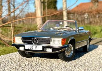 Mercedes-Benz 350SL R107 - 1:12 12Art Matrix SUPERMOOI