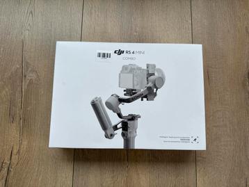 DJI RS 4 Mini Combo Gimbal - Zo goed als nieuw beschikbaar voor biedingen