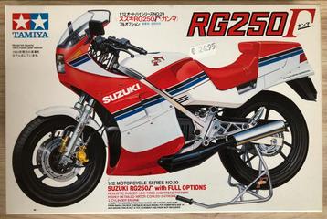 Tamiya 1/12 Suzuki RG250 beschikbaar voor biedingen