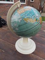 Metaal metalen globe wereldbol 20 cm hoog, Huis en Inrichting, Woonaccessoires | Wereldbollen, Gebruikt, Ophalen of Verzenden