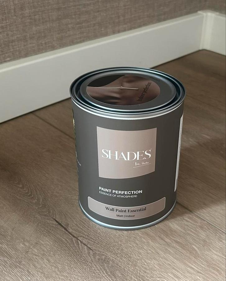 ESSENTIAL Eric Kuster muurverf - Plum (8 liter), Doe-het-zelf en Verbouw, Verf, Beits en Lak, Zo goed als nieuw, Verf, 5 tot 10 liter