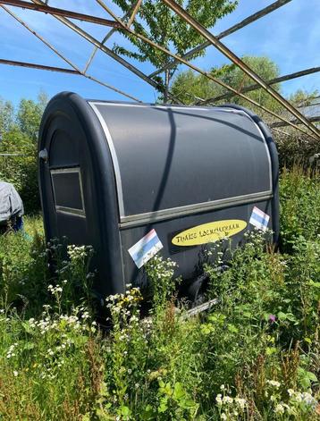GEZOCHT Foodtruck, verkoopwagen, snackwagen (opknapper) beschikbaar voor biedingen