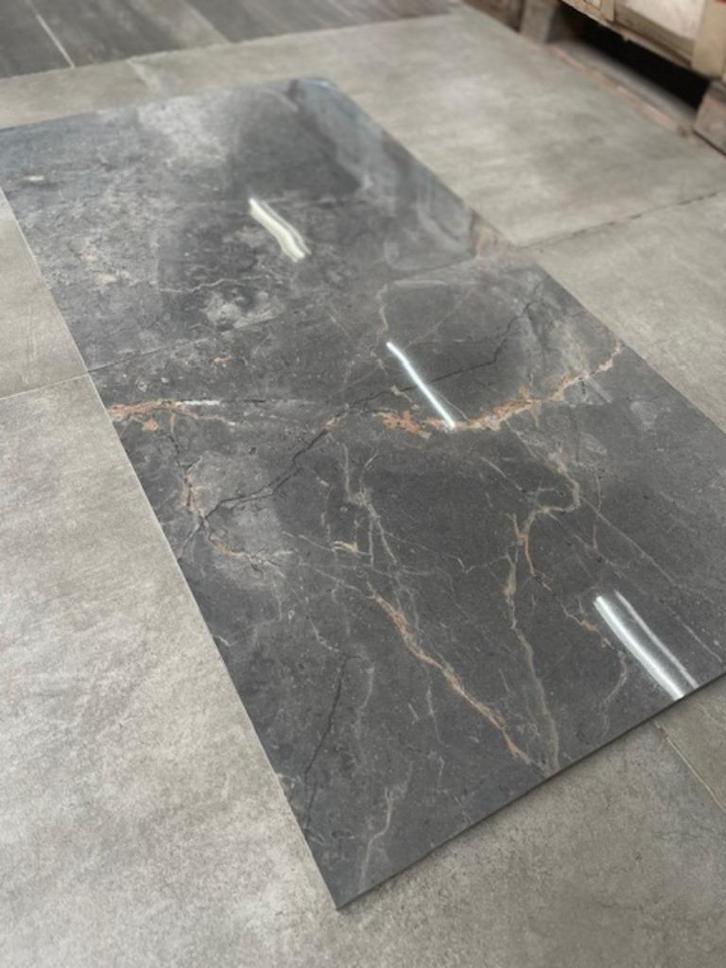 RESTPARTIJ! Vloertegels SRNTY Graphite Poli 60x60 Marmerlook, Tuin en Terras, Tegels en Klinkers, Nieuw, Overige typen, Keramiek