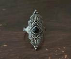 Ring - Gothic - Goth - Bohemian, Sieraden, Tassen en Uiterlijk, Ringen, Ophalen of Verzenden, Zo goed als nieuw, Zilver, Dame